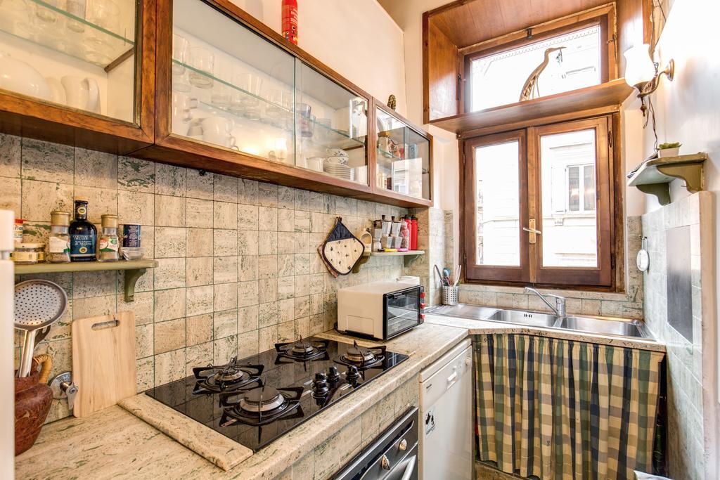 فندق La Casa Del Capitano روما المظهر الخارجي الصورة