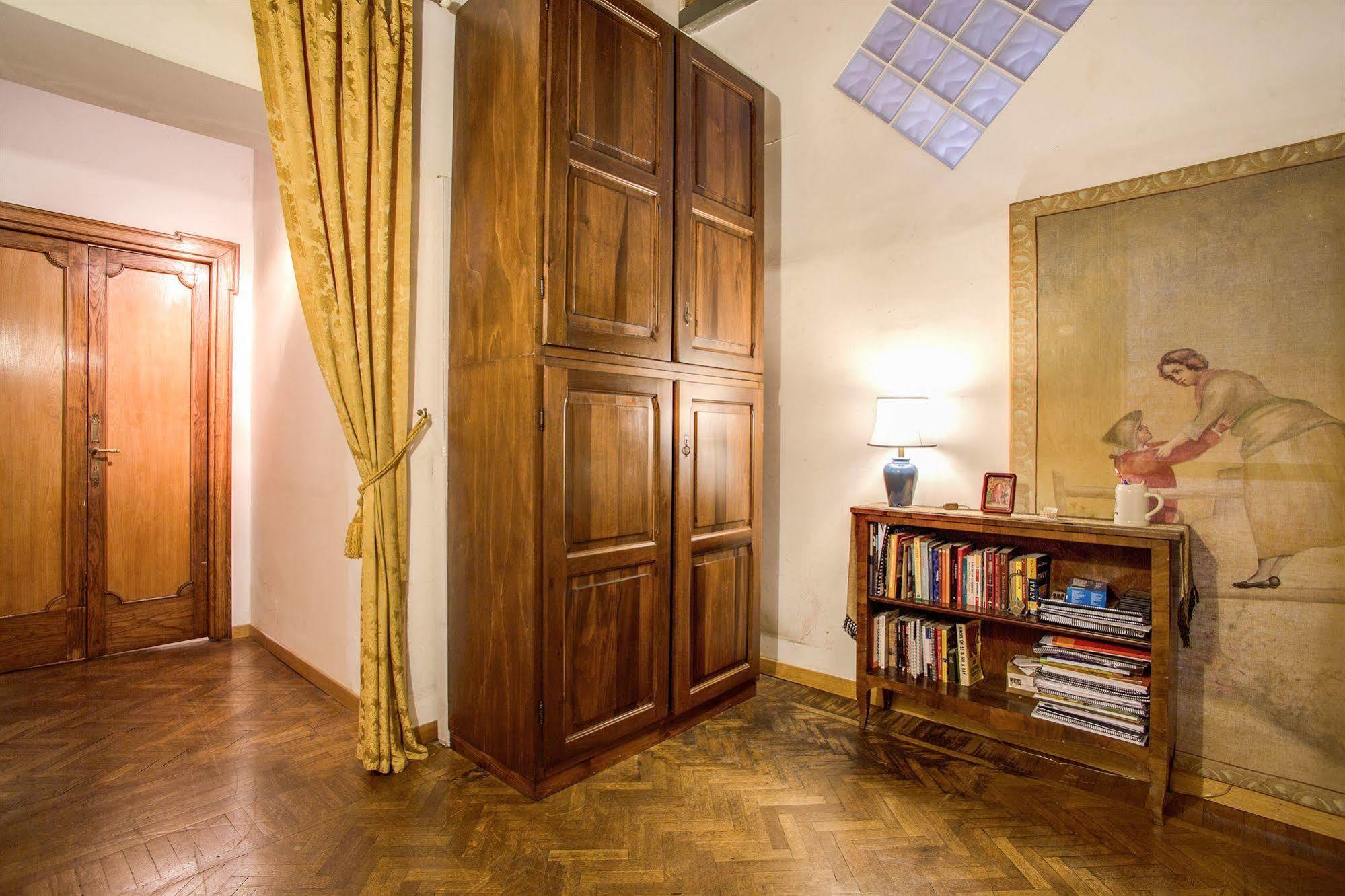 فندق La Casa Del Capitano روما المظهر الخارجي الصورة